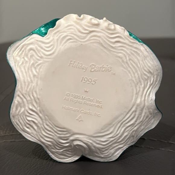 * Vintage * Hallmark | Keepsake Collector Series Ornament- 1995 - Picture 9 of 9